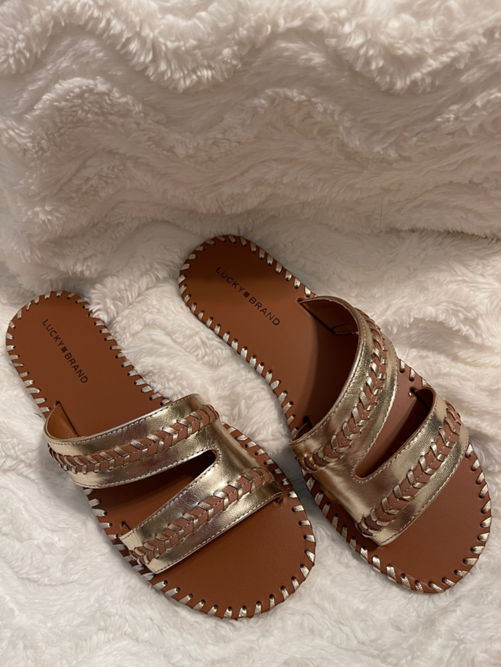NIB Lucky Brand Zanora Leather Flat Sandals - Picture 12 of 15